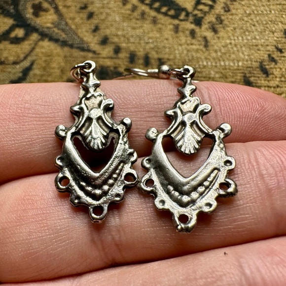‘90’s silver earrings - Picture 6 of 7